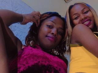 TwoHotXoxo - Live sex cam - 22685705
