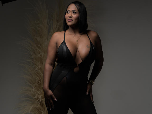 BeckyVega - Live Sex Cam - 22686349