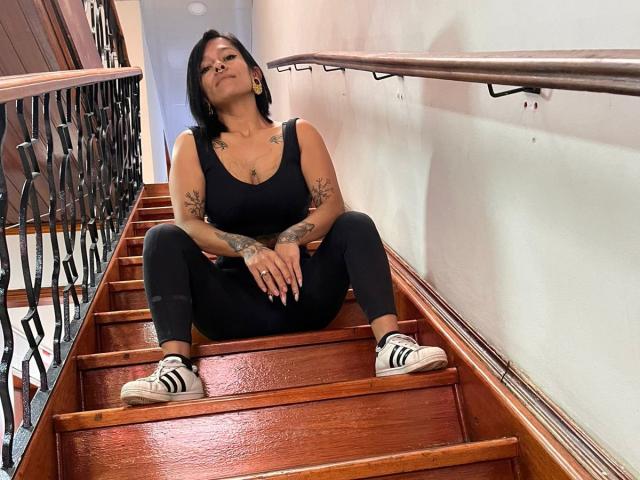 AmelieBlake - Live sex cam - 22688829