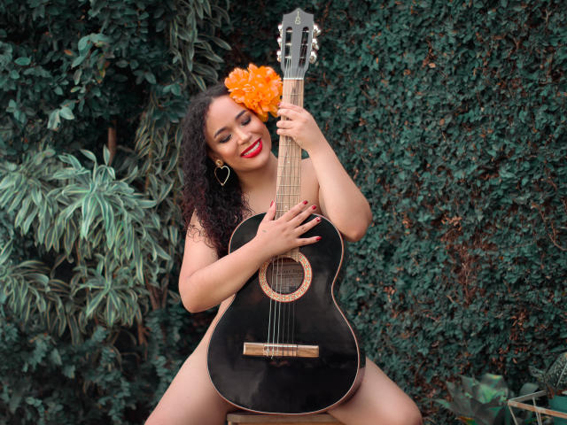 AzalehaMillers - Sexe cam en vivo - 22689317