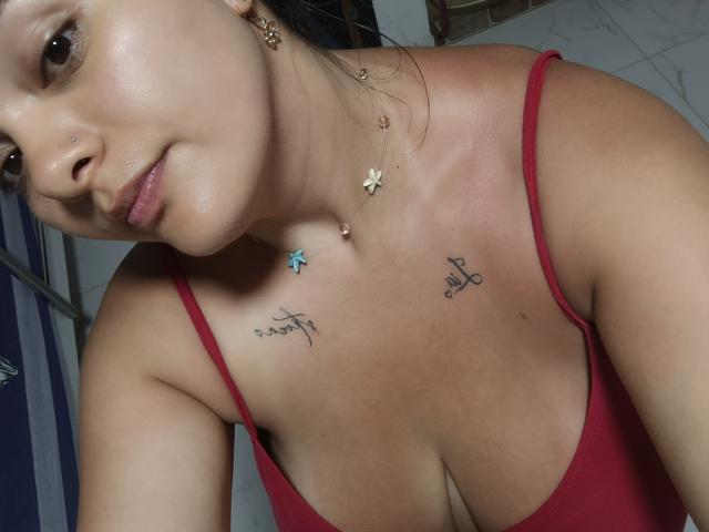 katherinLatin - Live porn &amp; sex cam - 22692401