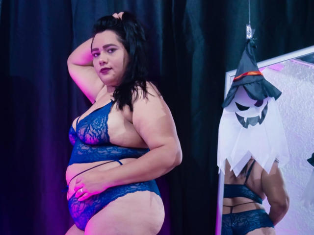 CurvyHorny - Live porn &amp; sex cam - 22694085