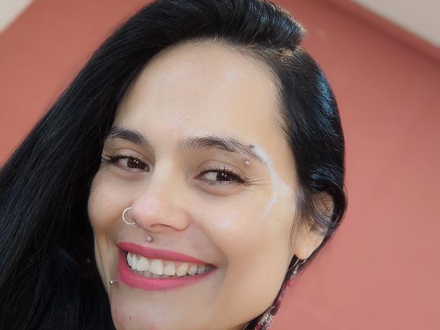 CharlotteCrofort - Live sexe cam - 22696825