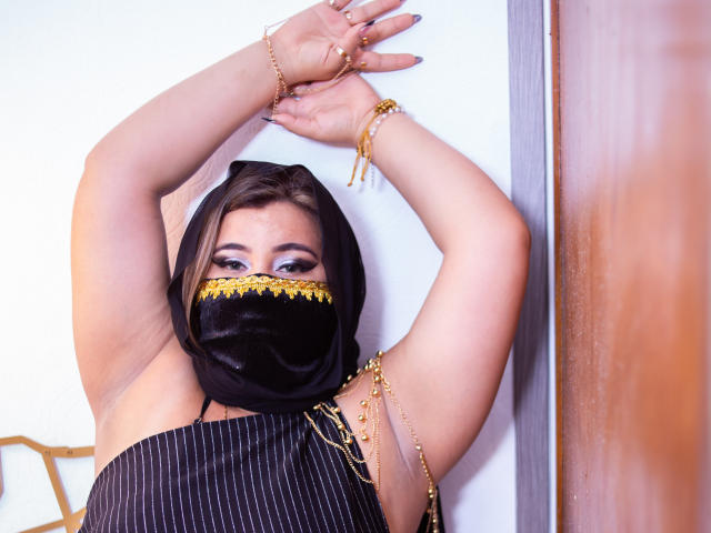 SalmaAzaman - Sexe cam en vivo - 22698649
