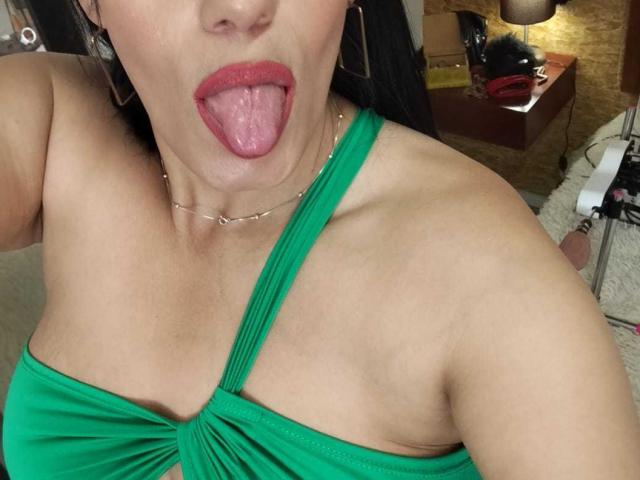 LizaRussell - Live sex cam - 22700861