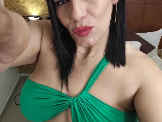 LizaRussell - Live porn &amp; sex cam - 22700873