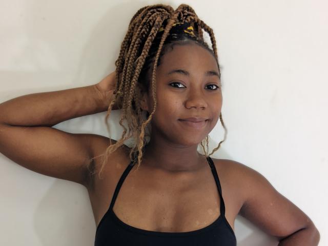 Elyanne - Sexe cam en vivo - 22704285