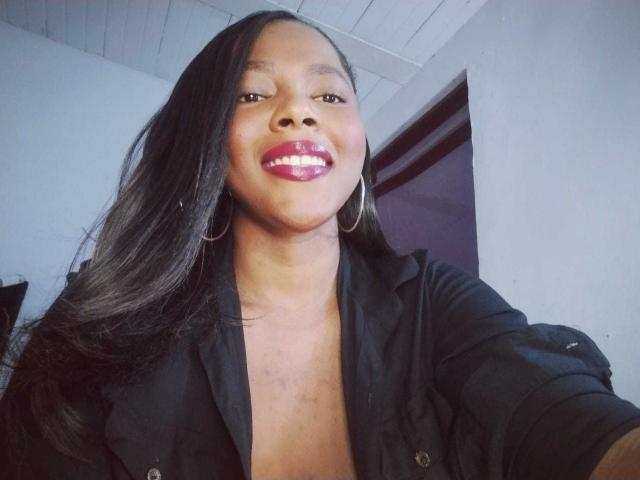 EmiraHot - сексуальная веб-камера в реальном времени - 22706141