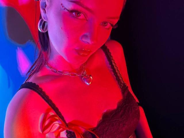 KlementinaHotty - Live porn &amp; sex cam - 22706241