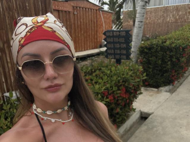 MissAry - Live porn &amp; sex cam - 22707641
