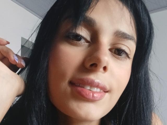 AnaisHilton - Live Sex Cam - 22710213