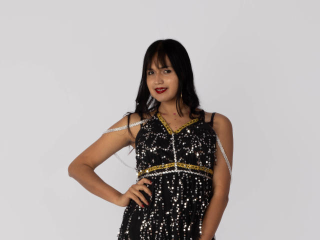 SheWolfSabriina - Live Sex Cam - 22711153