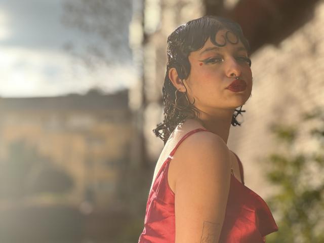 LaraAhB - Live sexe cam - 22711517