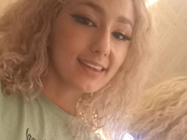 FloraSaenz - Live sex cam - 22711969