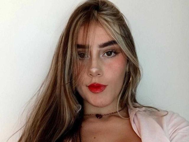 LivelyVanderWood - Live porn &amp; sex cam - 22712293