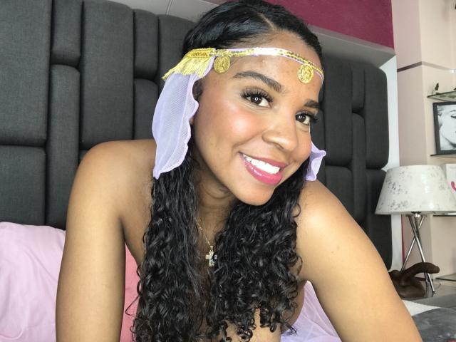 LisaMendez - Live sexe cam - 22712445