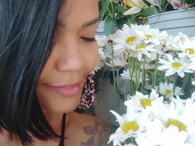 ExoticLyla - Live sex cam - 22713013