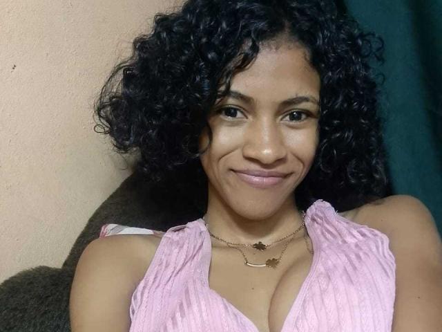 Alya69x - Live porn &amp; sex cam - 22714049