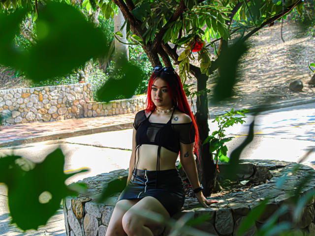 LeylakWith - Live sex cam - 22714781