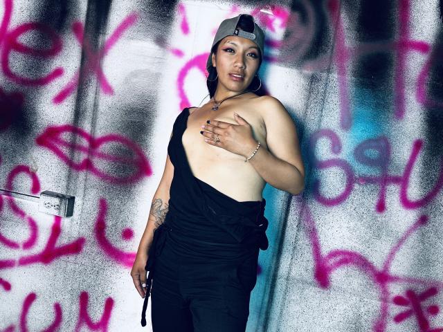 EmaKonor - Live sex cam - 22720517
