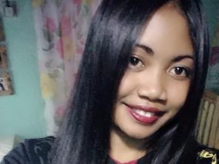 MilaneaS - Live sex cam - 22730309