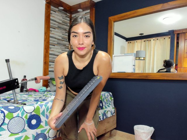 SharonKlart - Live porn &amp; sex cam - 22731301