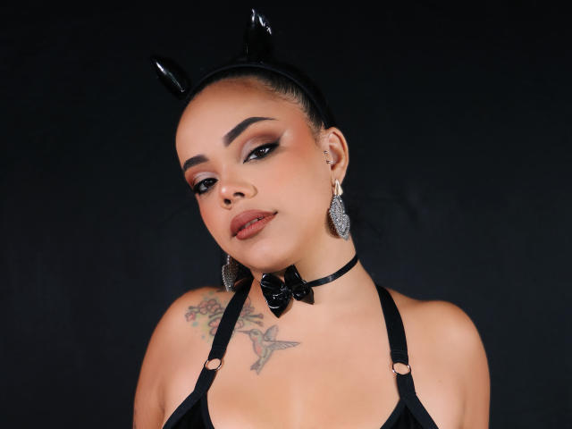 EllieThompson - Live porn &amp; sex cam - 22739065