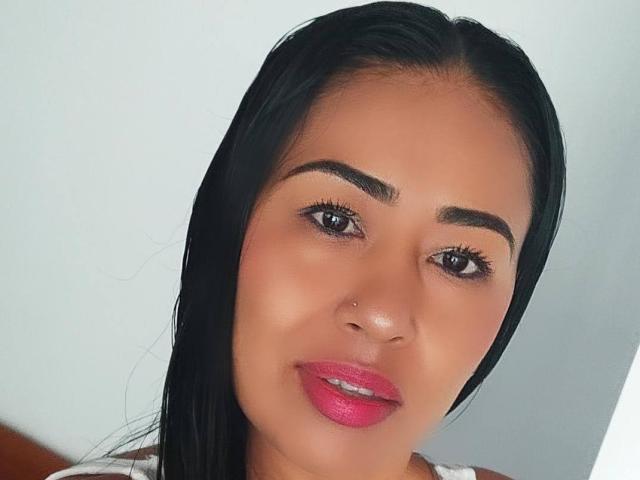 DahiannQueen - Live porn &amp; sex cam - 22739277