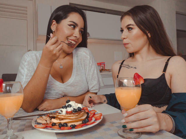 PaolaYKatty - Live sex cam - 22739629