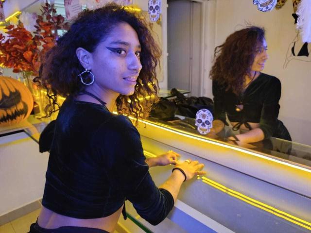 IsabellaBressell - Sexe cam en vivo - 22745133