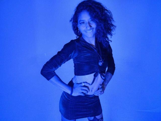 IsabellaBressell - Sexe cam en vivo - 22745173