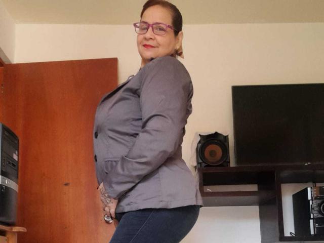 LauraRiley - Sexe cam en vivo - 22751101