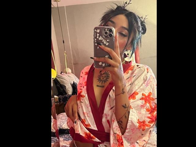 SalomeMille - Live sex cam - 22751481