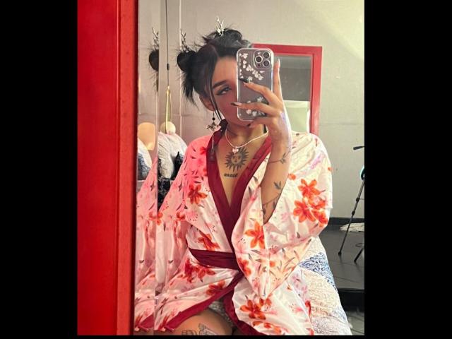SalomeMille - Live sex cam - 22751609
