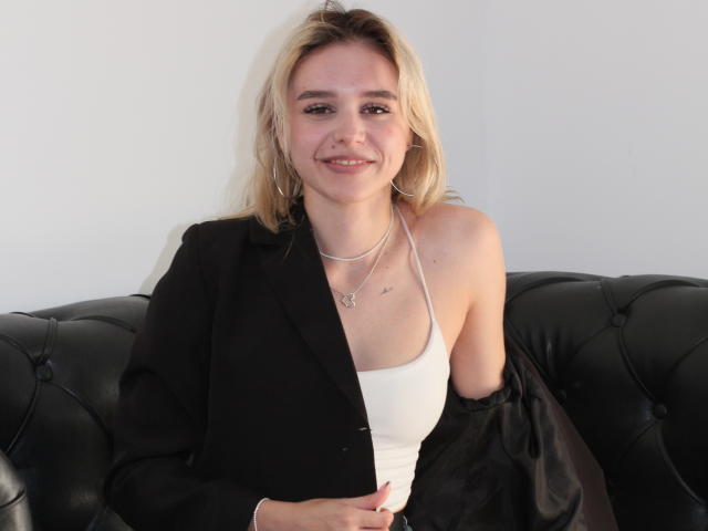 EmilyChristie - Live sexe cam - 22753097