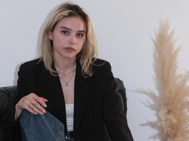 EmilyChristie - Live sexe cam - 22753133