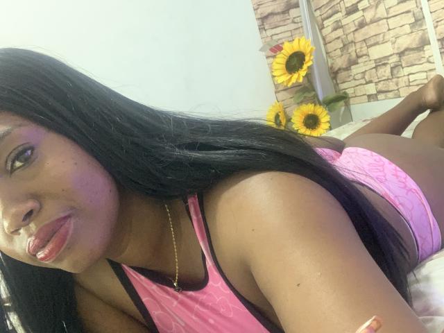 AgataFoxx - Live sex cam - 22765441