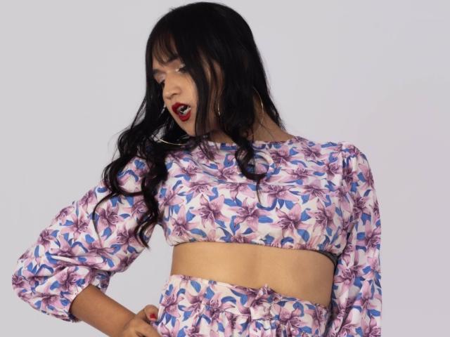 SheWolfSabriina - Live sex cam - 22765449