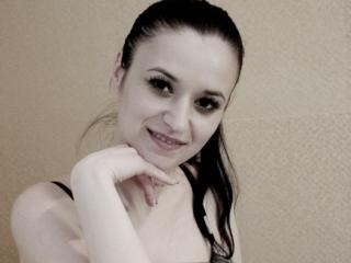 SensualCrissa - Live cam sexy with a shaved intimate parts Hot babe 