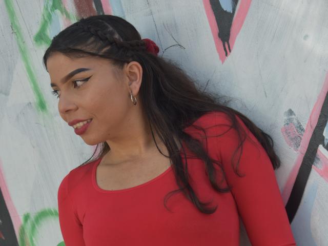 CarliinaSoussa - Live sex cam - 22772777