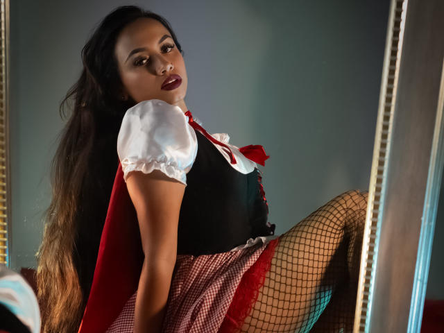 MacarenaColleman - Sexe cam en vivo - 22773101