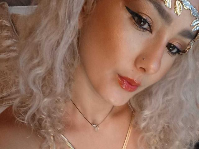 FloraSaenz - Live sex cam - 22775153