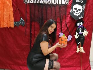 SaraAndMarilyn69 - Live sex cam - 22781109