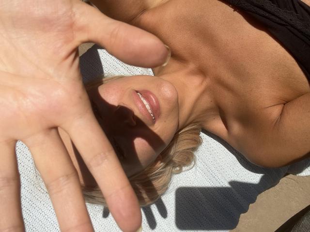 MandyStorm - Live porn &amp; sex cam - 22781621