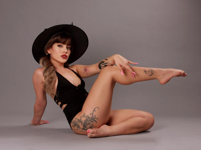 SkyCyrus - Sexe cam en vivo - 22782537