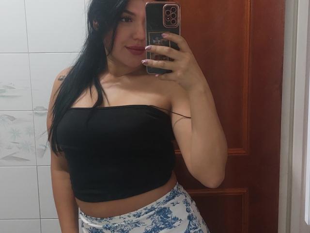 LauraRichis - Live sex cam - 22796877