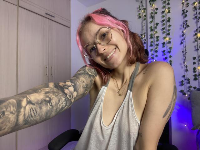 LyssaRou - Live porn &amp; sex cam - 22797709
