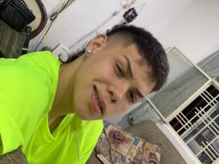 DynamoMills - Sexe cam en vivo - 22799481