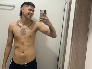 DynamoMills - Sexe cam en vivo - 22799501