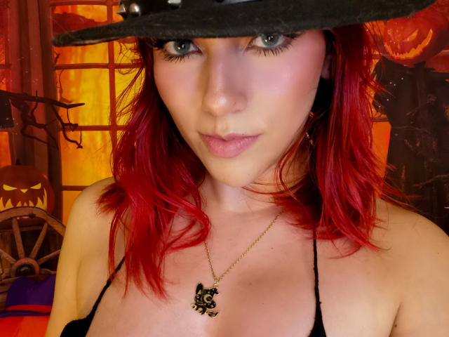 ZoeeMar - Live Sex Cam - 22802001